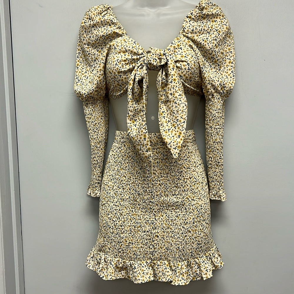 Love Tree NISCHA Floral Print 2 Piece Set Size Small